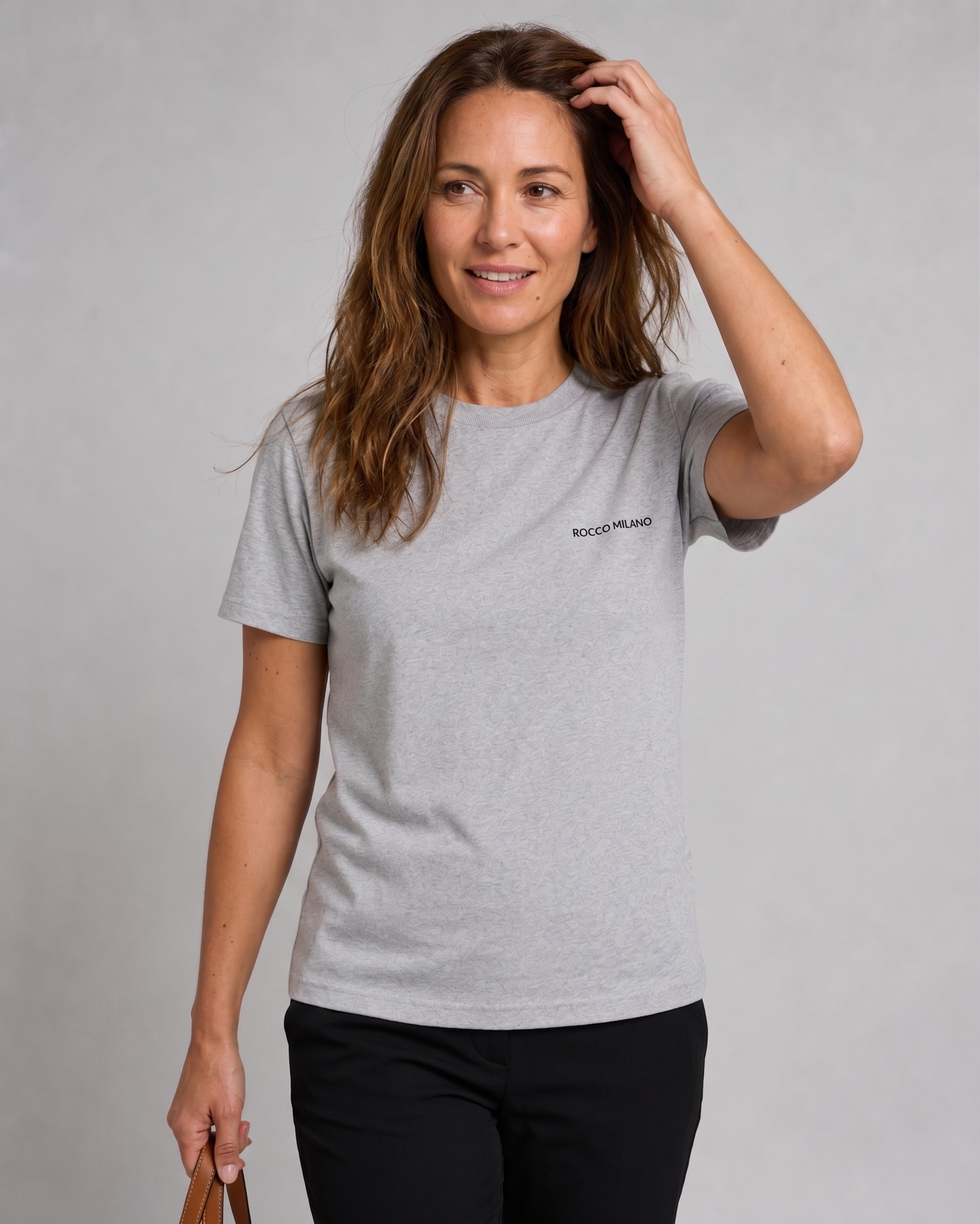 ROCCO MILANO Essential T-Shirt Damen Flatlay Weiß